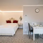 Venetian Roof View Apartman