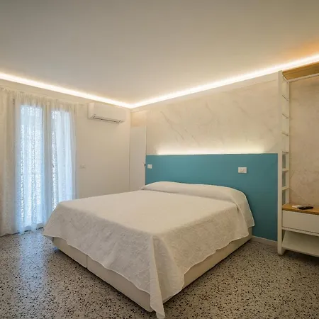 Venetian Roof View Apartment *